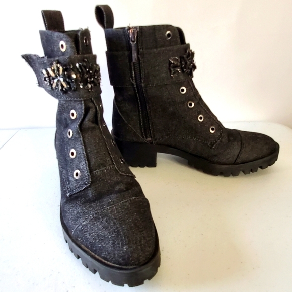 Karl Lagerfeld Paris Embellished Ankle Boots Size 8 Denim Combat Lug Sole - Picture 15 of 15